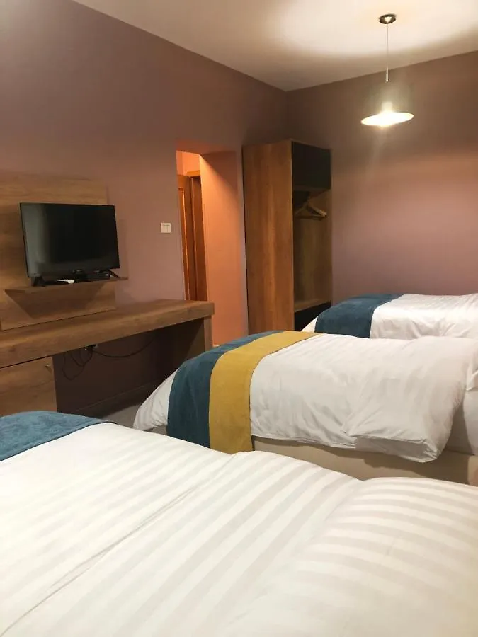 Hotel Eder Tirana